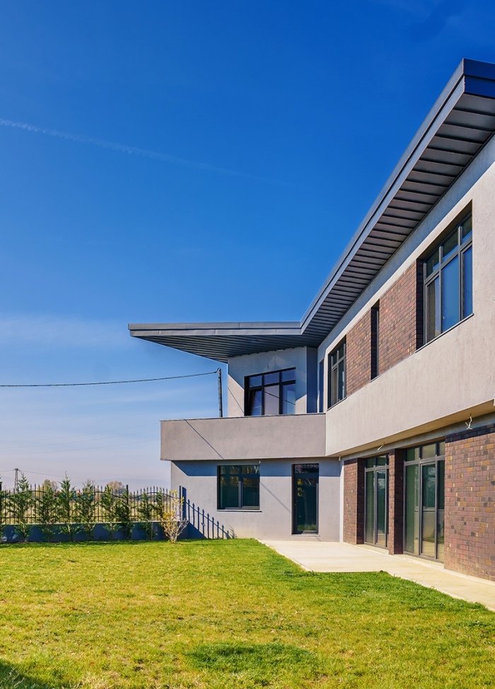 New modern house in the village of Chepintsi